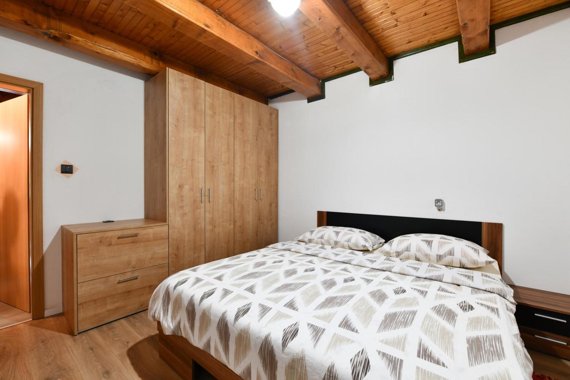 Guest House Martin Korana Esterno foto